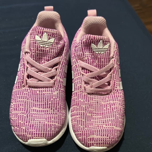 Adidas Pink and White Sneakers with Textured Knit Upper - Picture 1 of 4